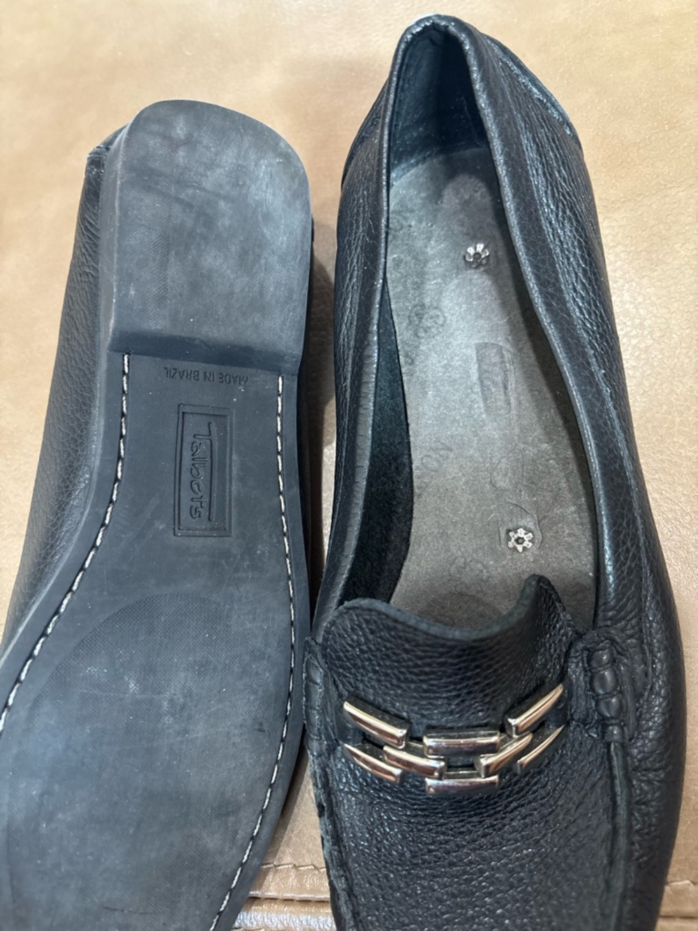 Talbots Black minimalist genuine Leather Slip-On Loafers - Picture 4 of 8